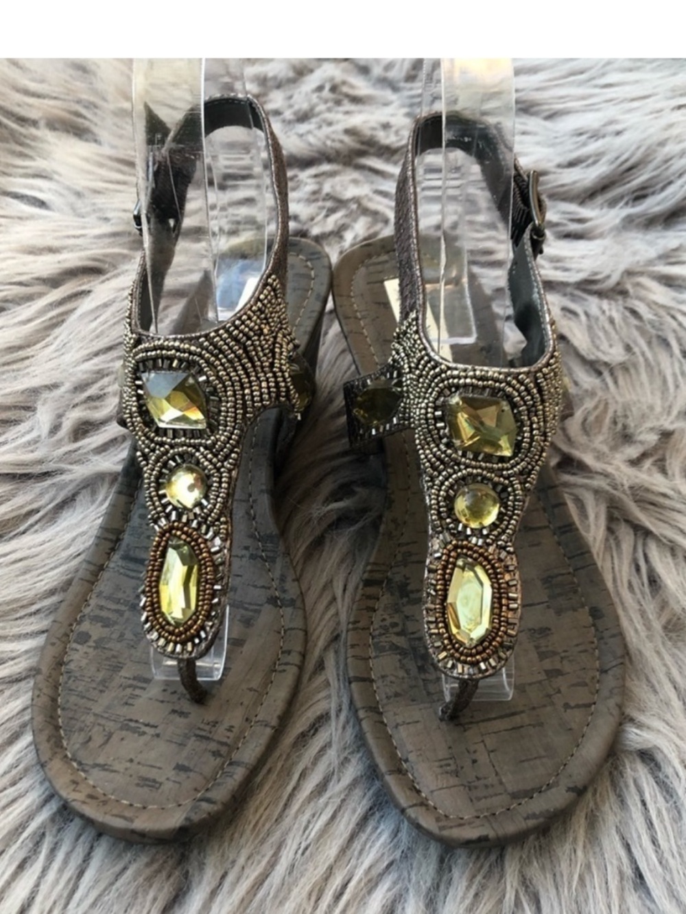 Simply Vera Wang 💖 T-Strap Slingback Sandals - Pewter with Yellow Gem Accents